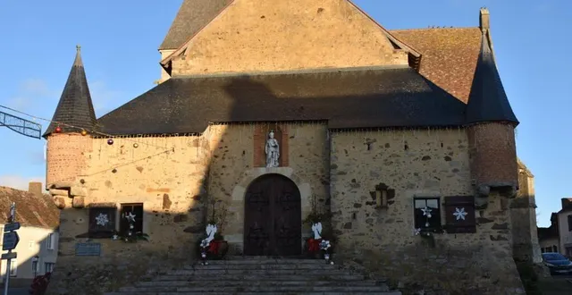 photo l’église de saint-georges-du-rosay magnifiquement décorée. &copy; le maine libre