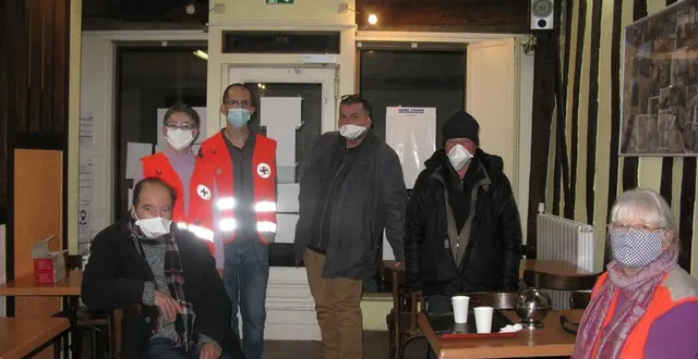 photo un moment de chaleur et de partage à la flambée au mans, le mercredi et samedi soir, de 18 h 30 à 21 h 30. &copy; ouest-france