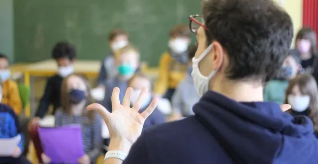 photo étienne briand est allé à la rencontre de quinze classes pour enregistrer des histoires. &copy; mômofestival