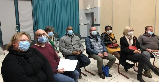 photo une quinzaine d’exposants pour cette première édition. &copy; le maine libre