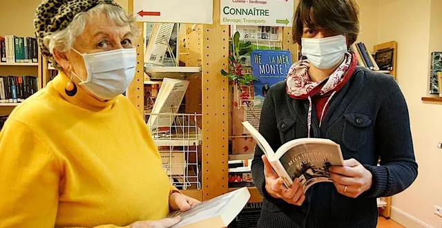 photo françoise fontenay et marion jugieau, à la bibliothèque christian-pineau du grand-lucé. &copy; ouest-france
