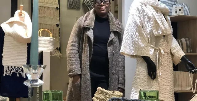 photo le mans, jeudi 17 décembre 2020. aïda duplessis est spécialiste des étoffes tissées à la main. &copy; photo le maine libre