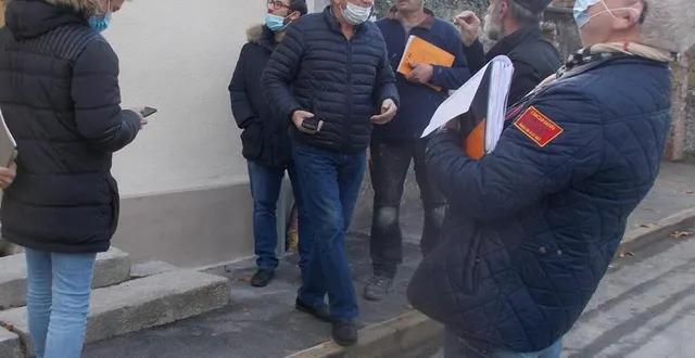 photo sans surprise, la réunion des intervenants a laissé chacun camper sur ses positions. &copy; le maine libre