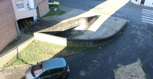 photo l’agression fatale du jeune majeur s’est déroulée à l’entrée d’un immeuble du quartier des sablons, à deux pas d’un parking investi par des squatteurs. &copy; ouest-france