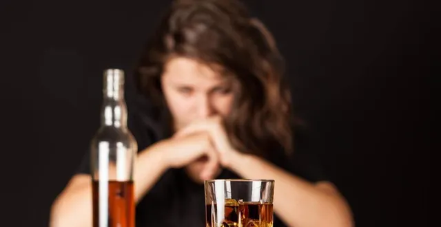 photo selon des chiffres publiés début 2020 par santé publique france, avec 11,7 litres d'alcool pur par an et par personne de plus de 15 ans, la france reste parmi les pays les plus consommateurs au monde. &copy; fotolia