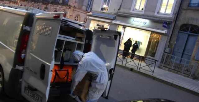 photo les techniciens de l’identification criminelle sont restés de longues heures sur place. &copy; ouest-france