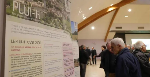 photo les habitants ont pu consulter et donner leur avis sur le plu-i dans les mairies et sur internet. &copy; archives ouest-france