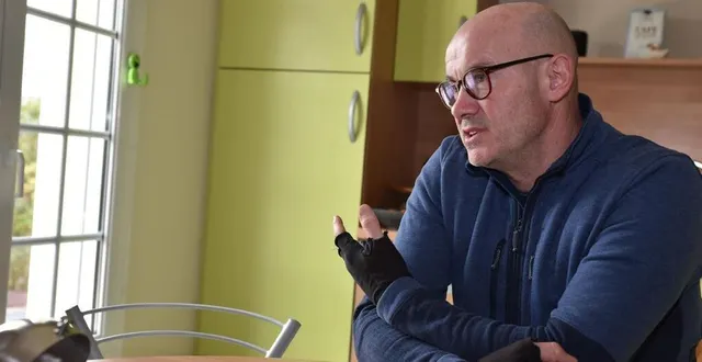 photo grand amateur de football durant toute sa vie, bruno lecerf, habitant à pointel (orne), a été opéré d’un cancer du fémur en octobre 2015. depuis, l’impossibilité de pratiquer une activité physique le ronge. &copy; joseph thouin