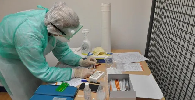 photo le virus est toujours présent en sarthe. parmi les outils de dépistage du covid-19, les tests antigéniques, réalisables dans une soixantaine de pharmacies du département. &copy; archives le maine libre