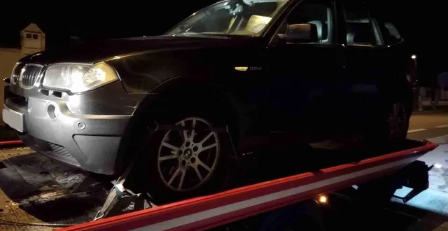 photo la voiture du conducteur a été immobilisée. &copy; gendarmerie de la sarthe