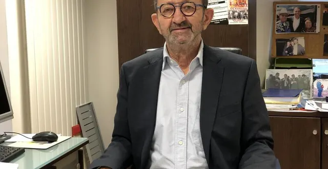 photo daniel coudreuse, maire de brûlon &copy; le maine libre