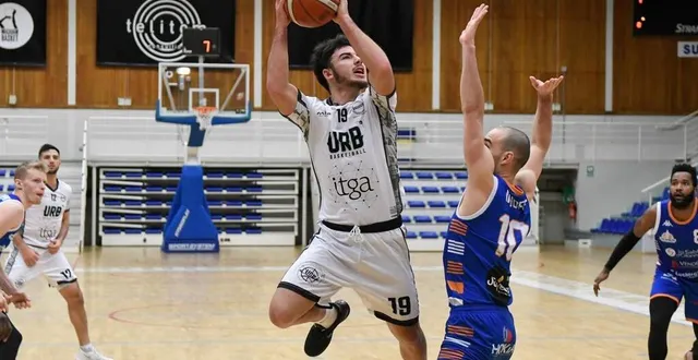 photo hugo pellure et l’urb l’ont emporté face aux sables. revivez le match en vidéo. &copy; jocelyne régent / ouest-france