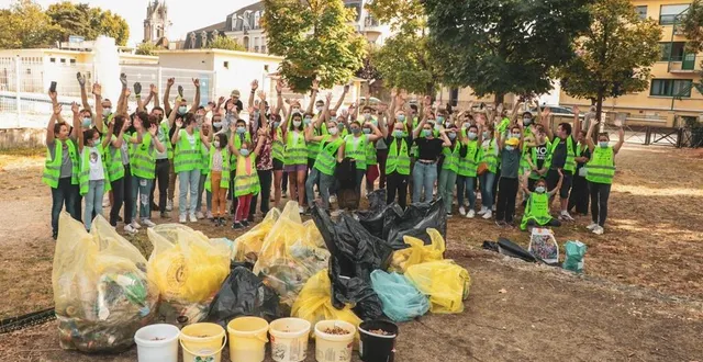 photo l’association organise des événements de ramassage de déchets qui rassemblent à chaque fois plusieurs dizaines de personnes. &copy; archives