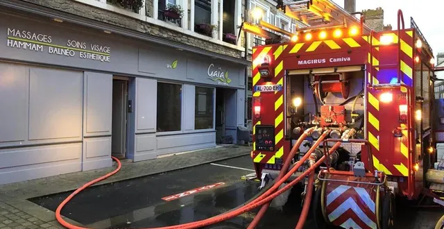 photo c’est vers 4 h 15 du matin que les pompiers ont été appelés pour un incendie aux thermes de gaïa, à alençon. &copy; ouest-france