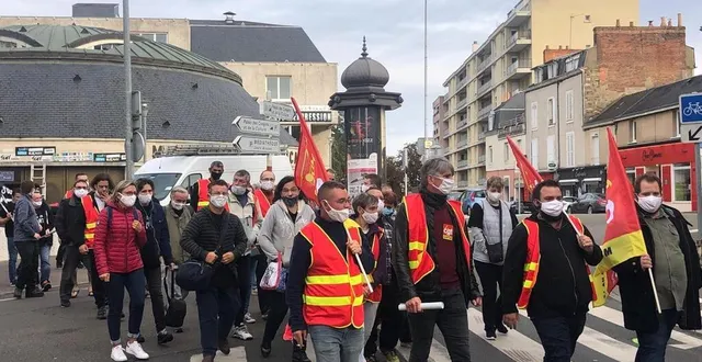 photo les salariés d’earta ont manifesté à plusieurs reprises, ces derniers mois, pour alerter sur les difficultés de leur entreprise. ici, à l’occasion d’une manifestation, au mans. &copy; ouest-france