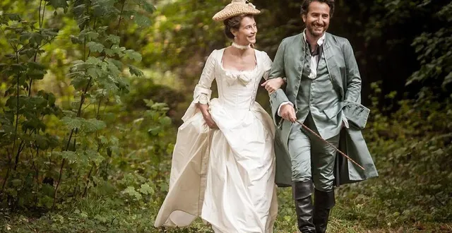 photo  mademoiselle de joncquières, un film d’emmanuel mouret, avec cécile de france (madame de pommeray), édouard baer (marquis des arcis).  &copy;  © pascal chantier et moby dick 