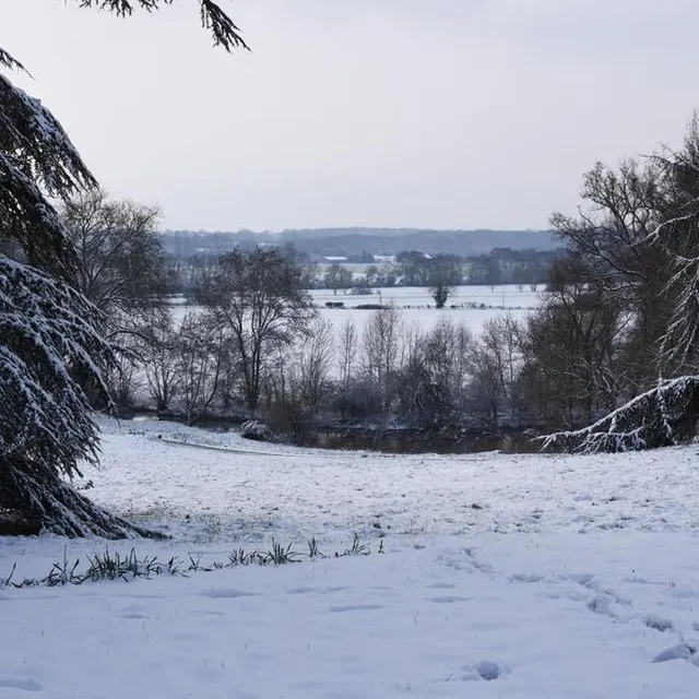 photo vue du parc du château de sablé-sur-sarthe.  ©  le maine libre