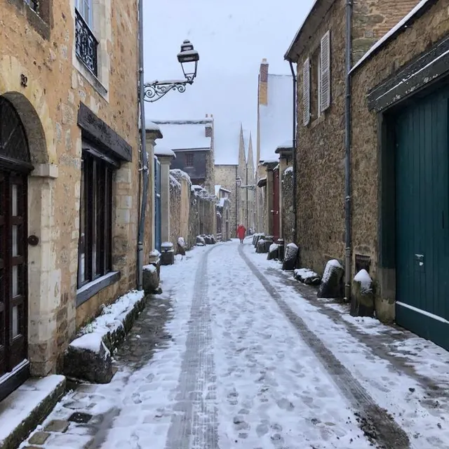photo les rues du mans drapées d’un fin manteau blanc ce mercredi 10 février 2021.  ©  ouest-france