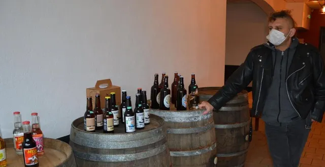 photo  troc’son propose chaque samedi de la vente à emporter et invite des artistes et artisans d’art.  &copy;  ouest-france 