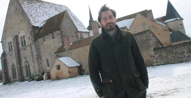 photo  lancelot durand, nouveau gestionnaire du prieuré de vivoin, dans la sarthe.  &copy;  ouest-france 