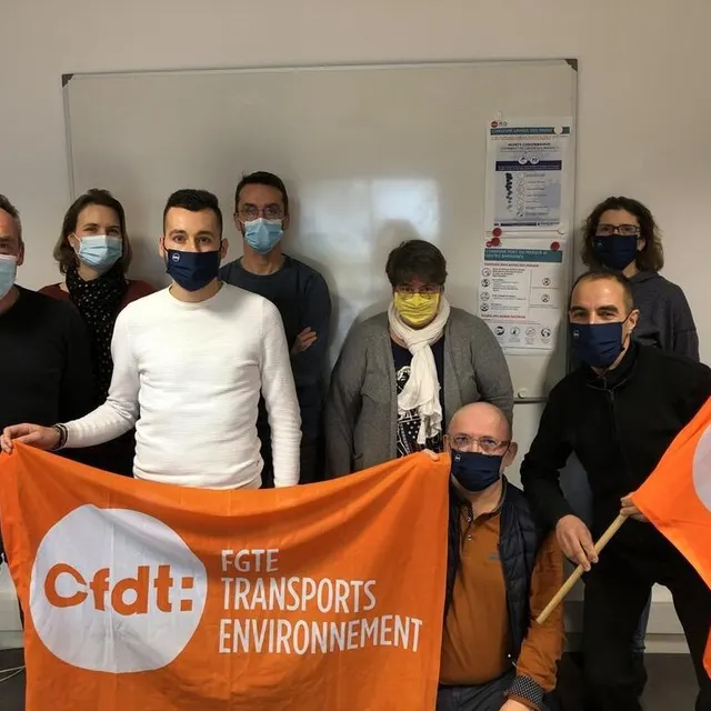Les élus CFDT plaident pour un renforcement de l'offre aux heures de pointe sur le réseau Irigo. CO - Chloé BOSSARD photo les élus cfdt plaident pour un renforcement de l'offre aux heures de pointe sur le réseau irigo. © co - chloé bossard
