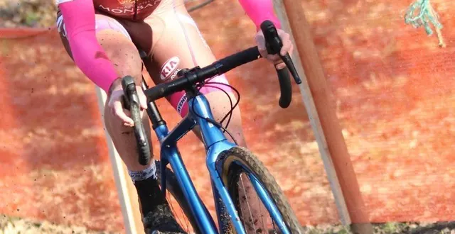 photo  célestin guillon ouvre sa saison sur route de la meilleure des façons.  &copy;  archives le maine libre 