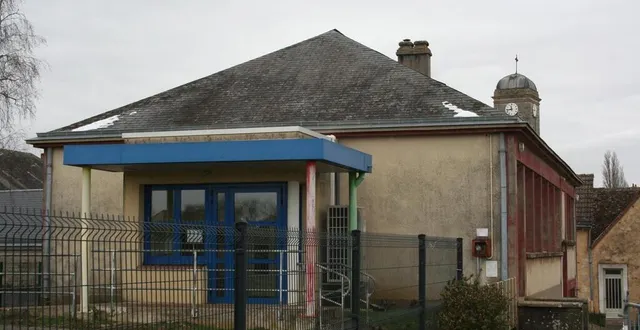 photo  la cantine scolaire vit ses dernières années en tant que telle.  &copy;  le maine libre 