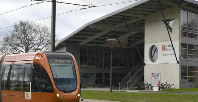photo  de nombreux services et professionnels sont à la disposition des étudiants.  &copy;  photo archives le maine libre - yvon loué 