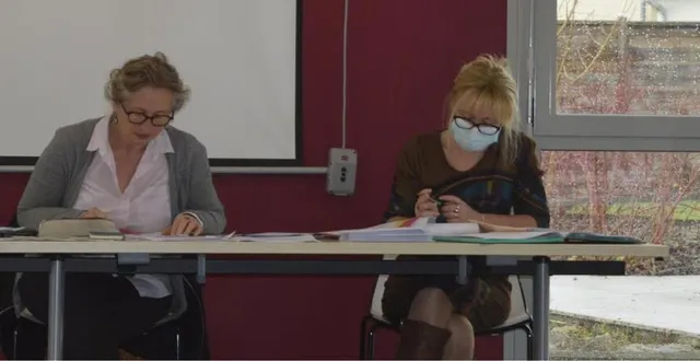 photo  première réunion du conseil municipal de l’année 2021 à louailles en l’absence de la maire, martine crnkovic.  &copy;  le maine libre 