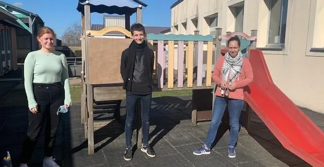 photo  naomy ribault, quentin drouère et claire denis, référente famille à la ruche.  &copy;  le maine libre 
