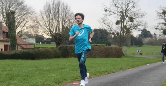 photo  entraînement matinal pour alexandre allain qui prépare le marathon de paris.  &copy;  ouest-france 