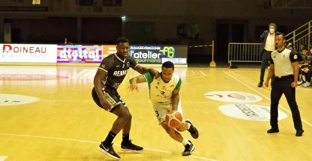 photo  le duel pamba – turner a tourné à l’avantage du rennais.  &copy;  ouest-france 