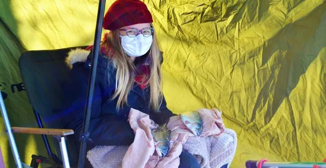 photo  samedi matin, cinquante férus de pêche avaient réservé leurs emplacements au plan d’eau communal. morgane lhomme, jeune rémymontaise qui souffre d’un handicap, n’a pas hésité à tenter sa chance accompagnée de son papy, et tous deux ont atteint rapidement le maximum de prises possible, soit sept truites.  &copy;  ouest-france 