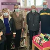 photo  les responsables de la médiathèque de sainte-gauburge-sainte-colombe, autour d’annie olivier (à gauche), accueillent les lecteurs. 