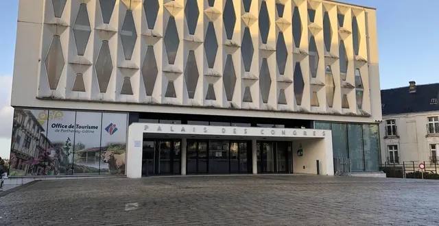 photo  la municipalité de parthenay et la société le foyer envisagent de construire le futur cinéma dans l’actuel palais des congrès.  &copy;  co – jordan guerin-morin 