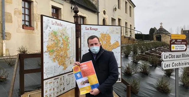 photo  sébastien thirouard, le maire de val-au-perche, et son conseil municipal invitent les habitants à se creuser les méninges.  &copy;  val-au-perche 
