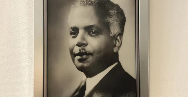 photo  le portrait de raphaël élizé est accroché dans le bureau du maire de sablé.  &copy;  archive ouest-france 
