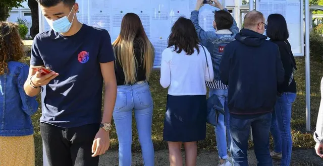 photo  les statistiques de l’éducation nationale concernent seulement les lycées publics et privés sous contrat.  &copy;  archives le maine libre – yvon loue. 