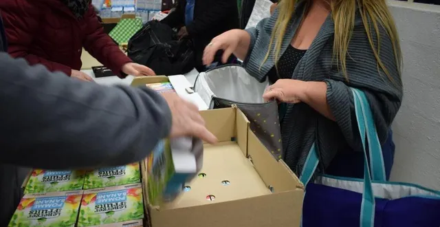 photo  chaque année, le panier sabolien distribue une centaine de tonnes d’aliments et de produits hygiéniques.  &copy;  ouest-france 