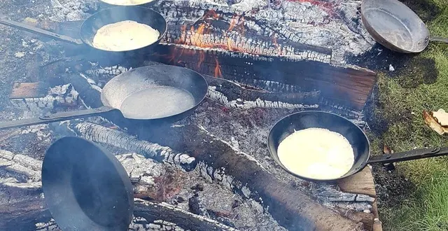 photo  un carnaval sans crêpes ? pas question.  &copy;  archives le maine libre 