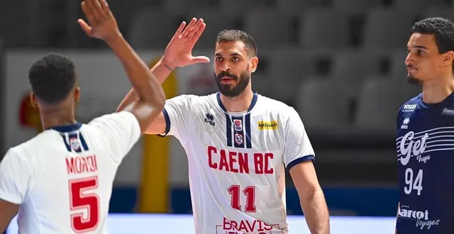 photo  bryson pope et les caennais n’ont plus le droit à l’erreur.  &copy;  guillaume marie 