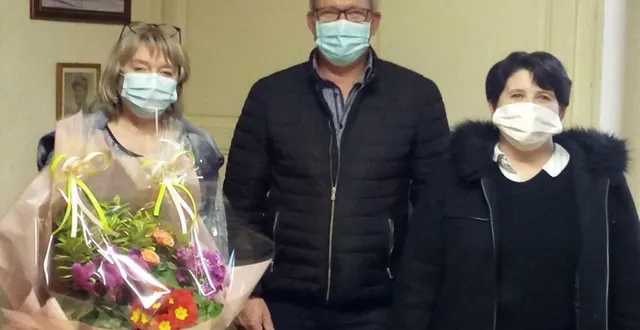 photo  sylvie favreau, de guy cosme, maire, et delphine leduc.  &copy;  le maine libre 