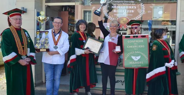 photo  depuis la gauche : jean-michel étienne ; pascal buret ; véronique lesage, membre de la confrérie ; isabelle buret ; claude et monique cabaret.  &copy;  ouest-france 