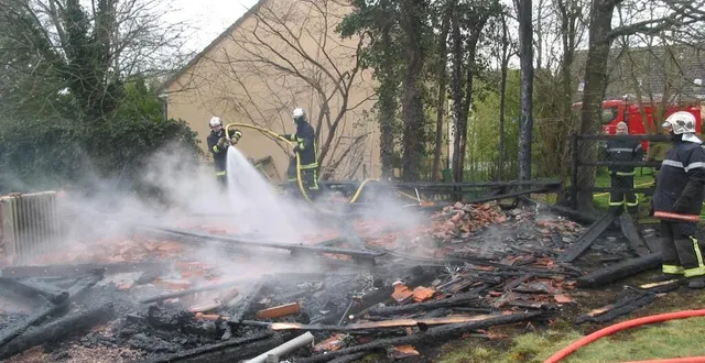 photo  le bâtiment a été complètement détruit.  &copy;  ouest-france 