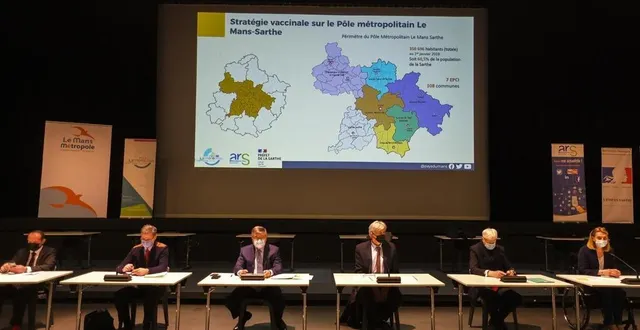 photo  le mans, vendredi 26 mars 2021. c’est au parc des expositions, que la montée en puissance de la stratégie vaccinale, mise en place dans les jours, à venir a été annoncée.  &copy;  denis lambert 