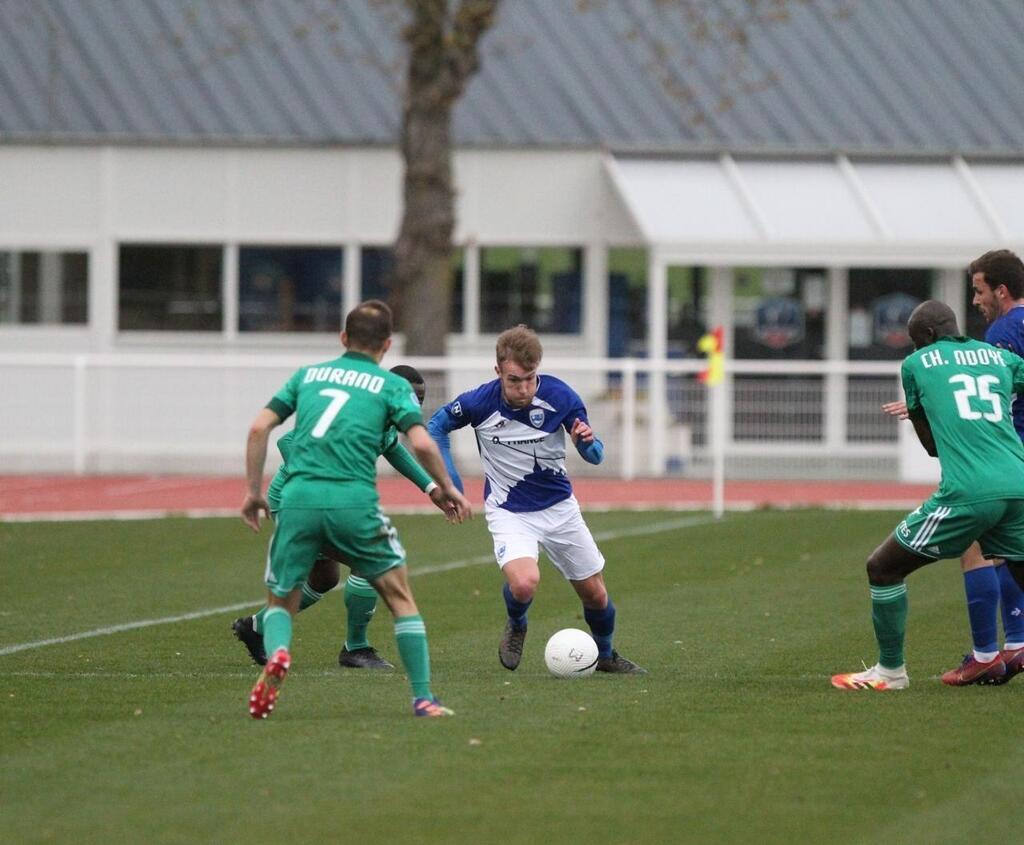 National. L’US Avranches Retrouve Le Chemin De La Victoire Contre Le ...