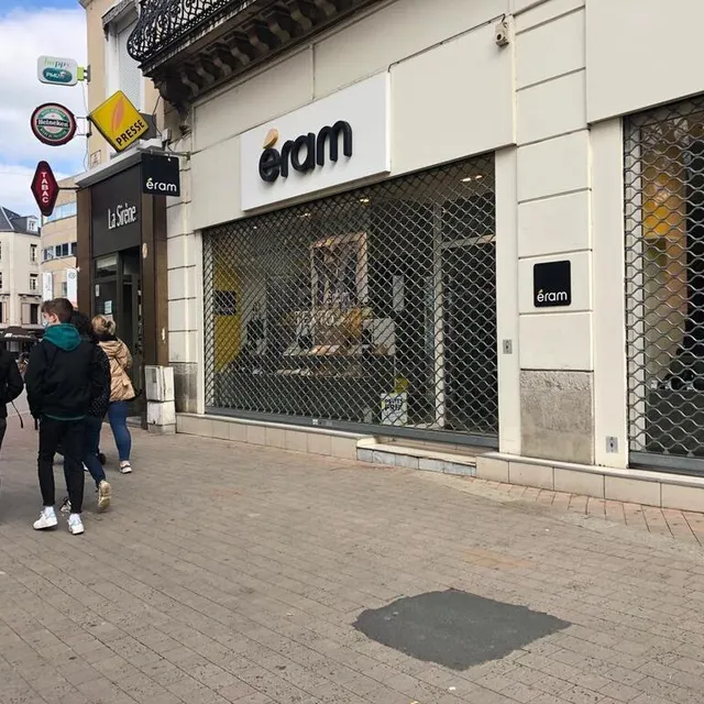 photo bchef pourrait ouvrir à la place du magasin éram place de la sirène.  ©  le maine libre