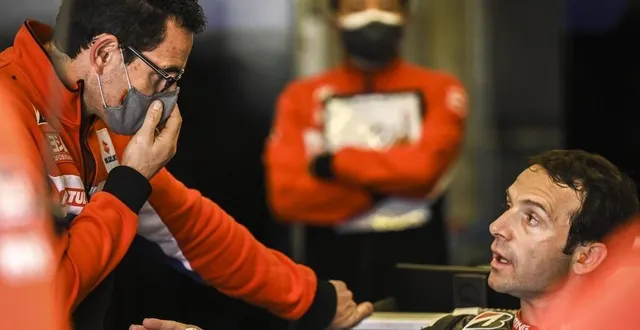 photo  pour damien saulnier (à gauche), ici en compagnie de sylvain guintoli, ce n’est que partie remise.  &copy;  le maine libre – denis lambert 