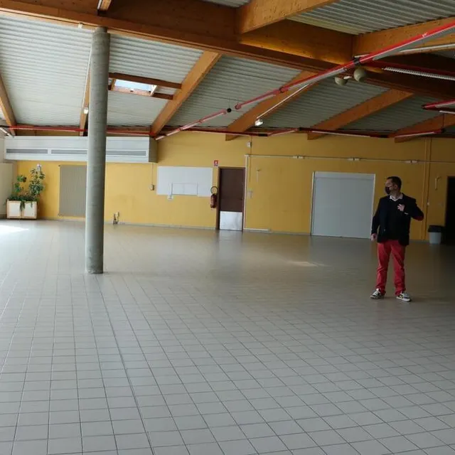 photo la salle de l’espace culturel henri-salvador, à coulaines, où se dérouleront les vaccinations.  ©  ouest-france