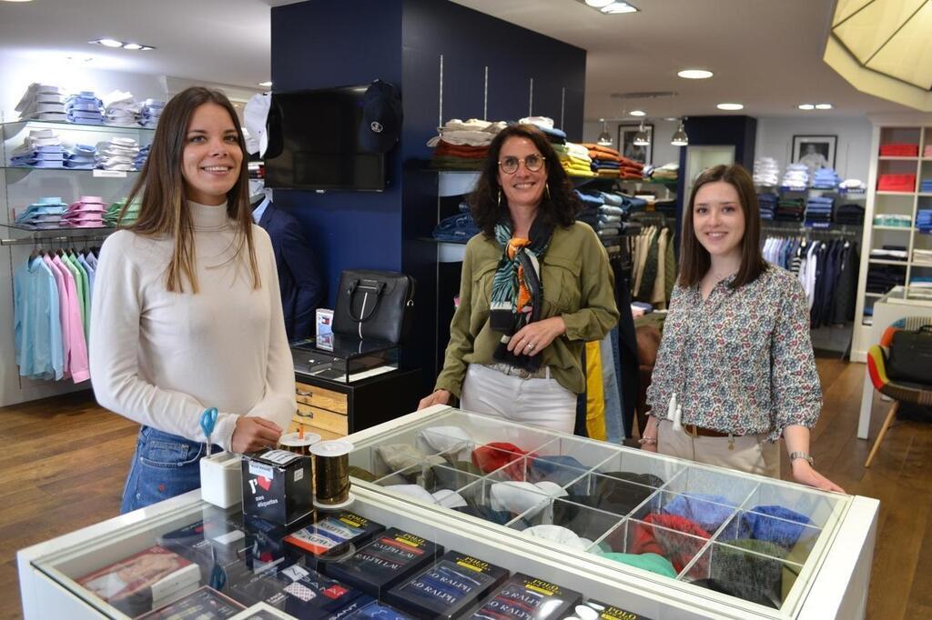 Magasin bleu marine store